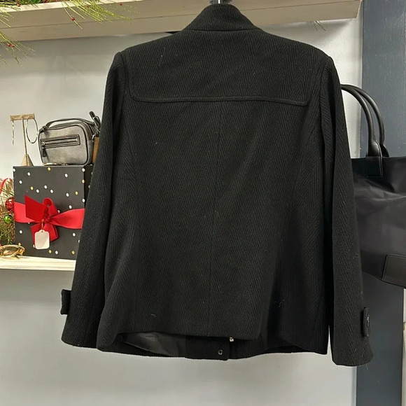 Talbots Wool Jacket Womens Petites Size 10 Italian Fabric Toggle Classic Winter - Picture 6 of 6